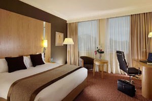 One Night Break With Dinner At The Crowne Plaza London Ealing